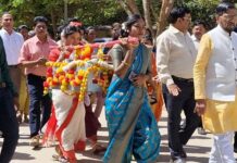 साहित्यच साहित्यिकांला जिवंत ठेवते- संमेलनाध्यक्ष अक्षय चंदेल