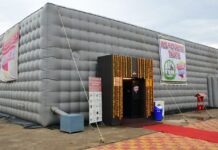 गडचिरोलीत हवेने फुगवलेल्या तंबूत थाटले वातानुकूलित सिनेमा थिएटर