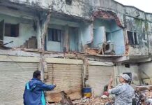 शोरूम मालकाच्या हलगर्जीने आरमोरीत घेतला तिघांचा बळी