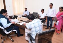 20 वर्षात पहिल्यांदाच माहिती आयुक्तांची गडचिरोलीत सुनावणी