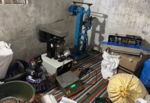 डार्ली गावातील अवैध सुगंधित तंबाखूच्या कारखान्यावर धाड