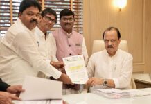 जिल्ह्यातील विकास कामांसाठी उपमुख्यमंत्री अजितदादांना साकडे