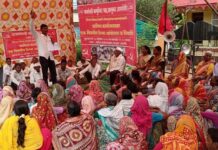 सर्व निराधारांना अडीच हजार रुपये मासिक अर्थसहाय्य द्या