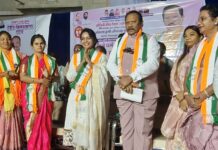 महिला काँग्रेसच्या जिल्हाध्यक्ष कविता मोहरकर राष्ट्रवादीत