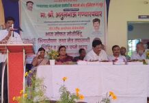 मुरखळात मोतीबिंदू तपासणी व मोफत चष्मे, भिंगारोपण शिबिर