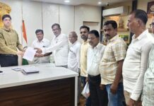 एकही धान खरेदी केंद्र सुरू न झाल्याने अल्प दरात विक्री