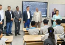 भारतीय औद्योगिक महासंघाच्या पदाधिकाऱ्यांची विद्यापीठाला भेट