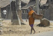 ॲक्सिस बँक फाउंडेशन देणार 49 गावांसाठी 20.34 कोटी