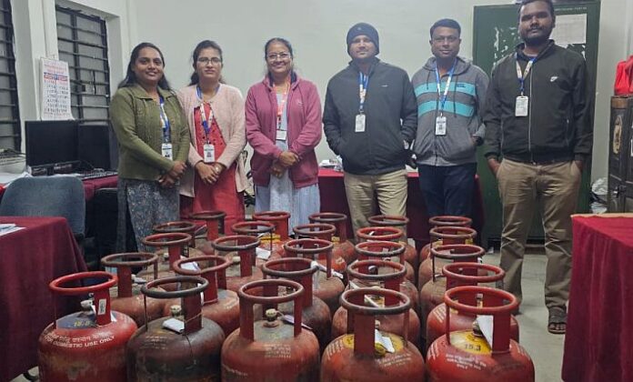 WhatsApp Image 2025-12-15 at 18.45.37