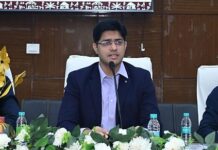 गडचिरोलीतून 100 कोटींच्या निर्यातीसाठी पुढाकार घ्यावा