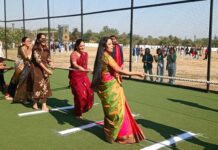 पारंपरिक खेळांनी जागवल्या महिलांच्या बालपणीच्या आठवणी