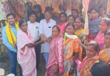 आदिवासी एकता परिषदेची जिल्हास्तरीय परिवर्तन यात्रा