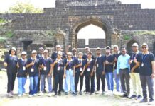 गोंडवाना विद्यापीठाच्या विद्यार्थ्यांनी जाणून घेतला वैरागडचा इतिहास