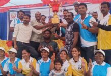 कर्मचाऱ्यांच्या क्रीडा संमेलनात कारवाफा बीट ठरला अव्वल