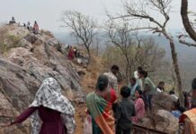 मुतनूर पहाडीवर गुढीपाडवा यात्रेनिमित्त पुजा व कार्यक्रम