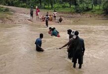 नाळेवाडी नाल्यावरचा पूल दिड दशकापासून अर्धवट