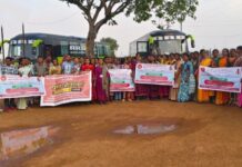 पेसा मोबिलायझर्स पद रद्दच्या निर्णयाविरोधात पुण्यात आंदोलन