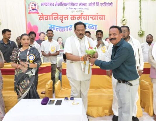 कर्मचाऱ्यांच्या सेवेमुळे आदिवासी भागाचा विकास- धर्मरावबाबा
