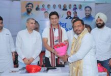 गडचिरोलीचे नवनियुक्त काँग्रेस जिल्हाध्यक्ष कोवासे यांचा सत्कार