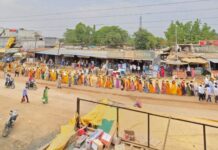 कुरखेडा एसडीओ कार्यालयावर धडकला आदिवासी समाजाचा मोर्चा