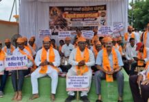 रामभक्तांच्या भावना दुखावणाऱ्या घोटाळेबाजांची सीबीआय चौकशी करा