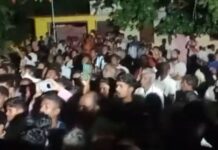 ड्रोन सर्व्हेसाठी आलेल्यांना मुधोलीच्या गावकऱ्यांनी ग्रामपंचायतमध्ये डांबले