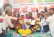 अपूर्व उत्साहात साजरा झाला डॅा.नेते यांचा अभिष्टचिंतन सोहळा