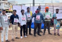 नगर पंचायतच्या अव्यवस्थेविरोधात कुरखेड्यात भिक मांगो आंदोलन