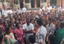 आष्टीत शेतकऱ्यांच्या चक्काजामची फलश्रृती, दाखल गुन्हे मागे घेणार
