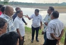 गुरनोलीच्या तलावातील पाण्याने 10 हेक्टरपेक्षा जास्त शेतीचे नुकसान