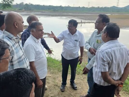 गुरनोलीच्या तलावातील पाण्याने 10 हेक्टरपेक्षा जास्त शेतीचे नुकसान