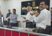 महसूल दिनानिमित्त उत्कृष्ट सेवा देणाऱ्या अधिकारी-कर्मचाऱ्यांचा गौरव