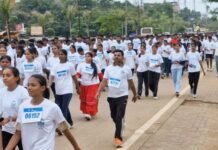 महा वॅाकेथॅानमध्ये हजारो विद्यार्थ्यांसह अधिकारी-कर्मचाऱ्यांचा सहभाग