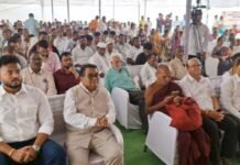 जिल्हा वर्धापन दिनी ‘विकसित गडचिरोली 2047’चा संकल्प