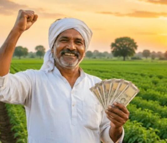 जोरदार पावसासोबत कर्जमाफीच्या दुसऱ्या यादीने शेतकऱ्यांना दिलासा
