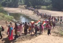 रस्त्याची समस्या दूर करण्यासाठी पाच गावातील नागरिक अहेरीत