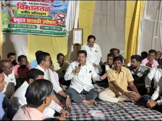 गुरवळातील शेतकऱ्यांच्या उपोषणाला काँग्रेस नेते आ.वडेट्टीवार यांची भेट