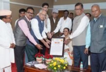 ‘गोंडवाना विद्यापीठाच्या माध्यमातून शाश्वत आणि संतुलित विकास व्हावा’