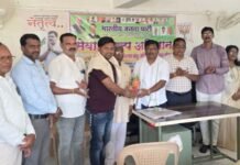 सेवा संकल्प अभियानात कुरखेडात स्वच्छता सेवकांचा भाजकडून सन्मान