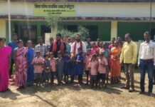 रेगडीगुटा–झुरी रस्त्यावरील नाल्यावर पूल बांधण्याची मागणी